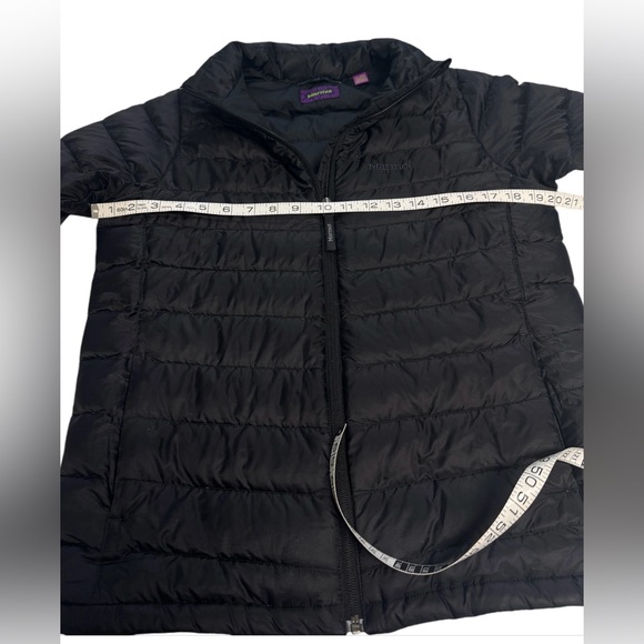 Mermot 700 Fill Jacket Size XL  Fits like a woman’s S-M - Picture 4 of 10